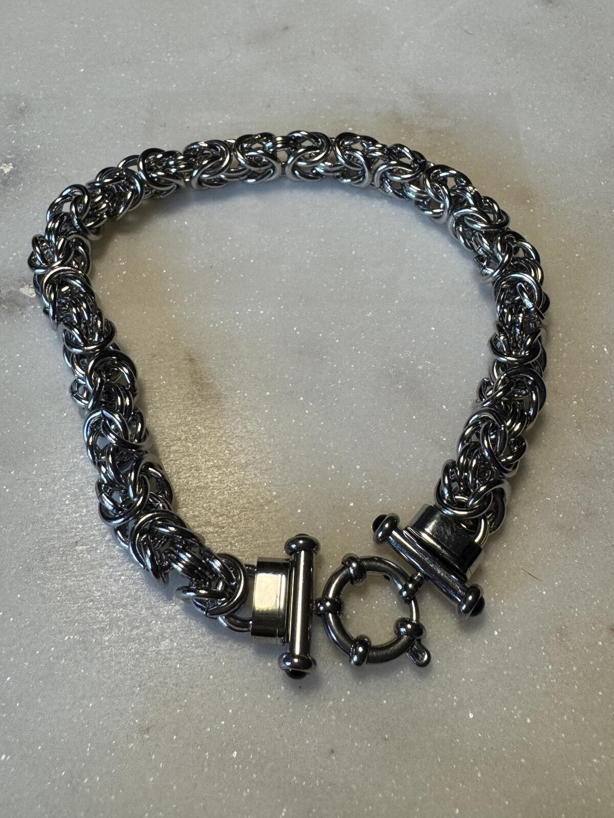 Silver Byzantine Chain Bracelet with Deco Clasp